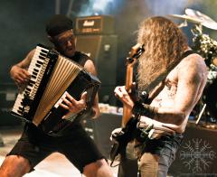 Finsterforst - Rock for Roots