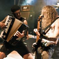 Finsterforst - Rock for Roots
