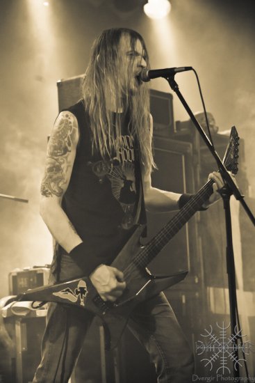 grave-015
